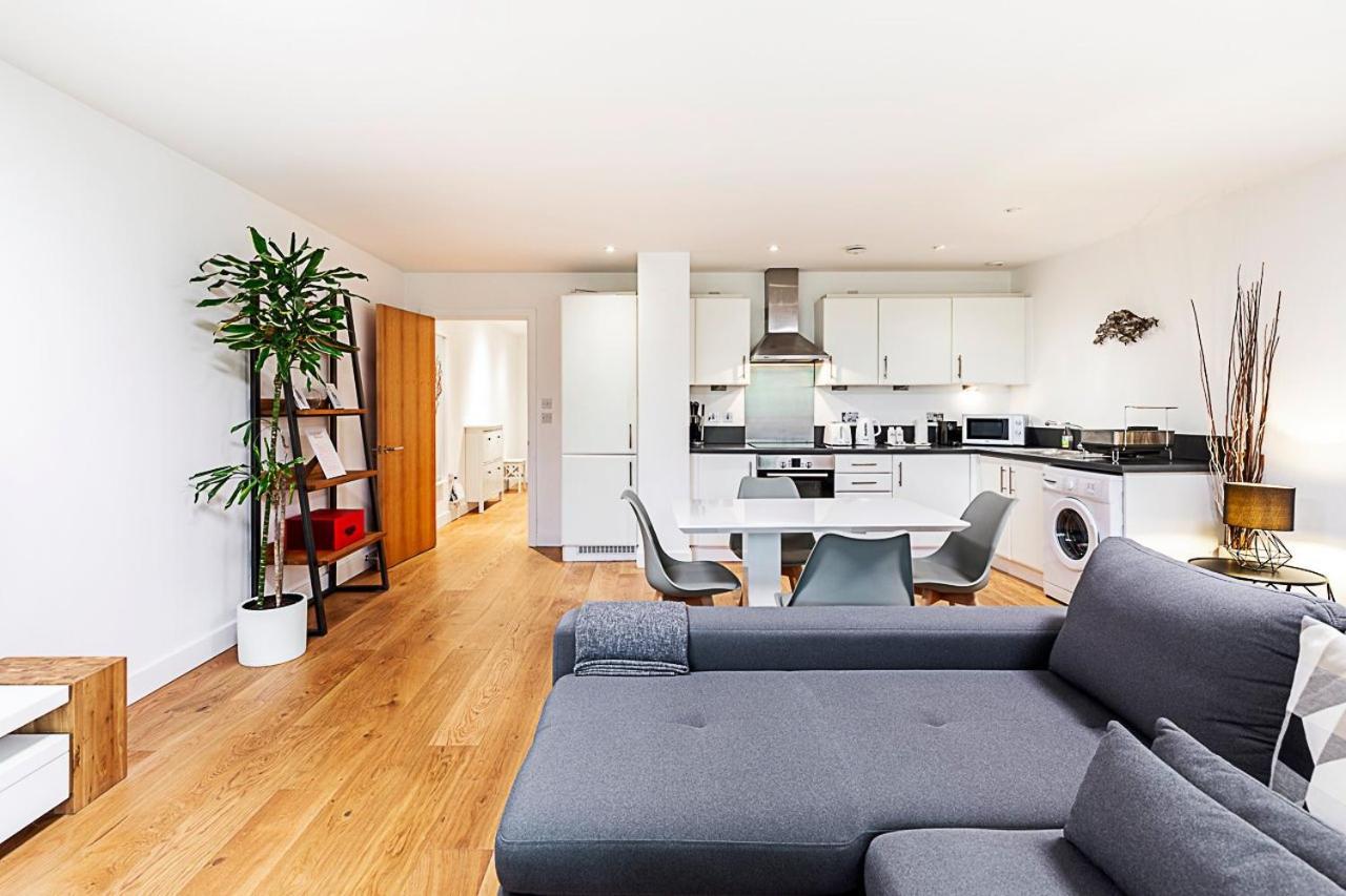 Modern Mile End Flat Near Park * London